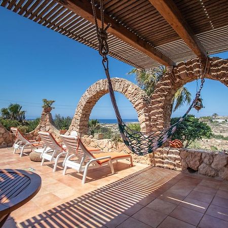 La Gariga Hotel Лампедуза Екстериор снимка