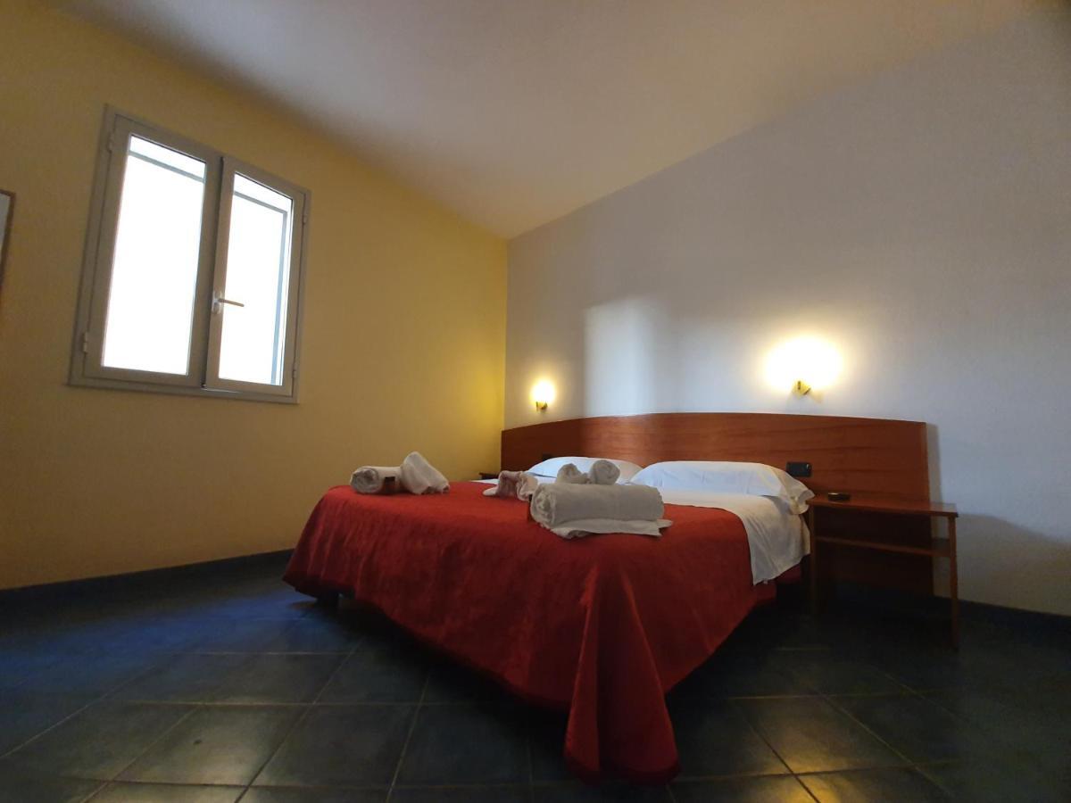 La Gariga Hotel Лампедуза Екстериор снимка