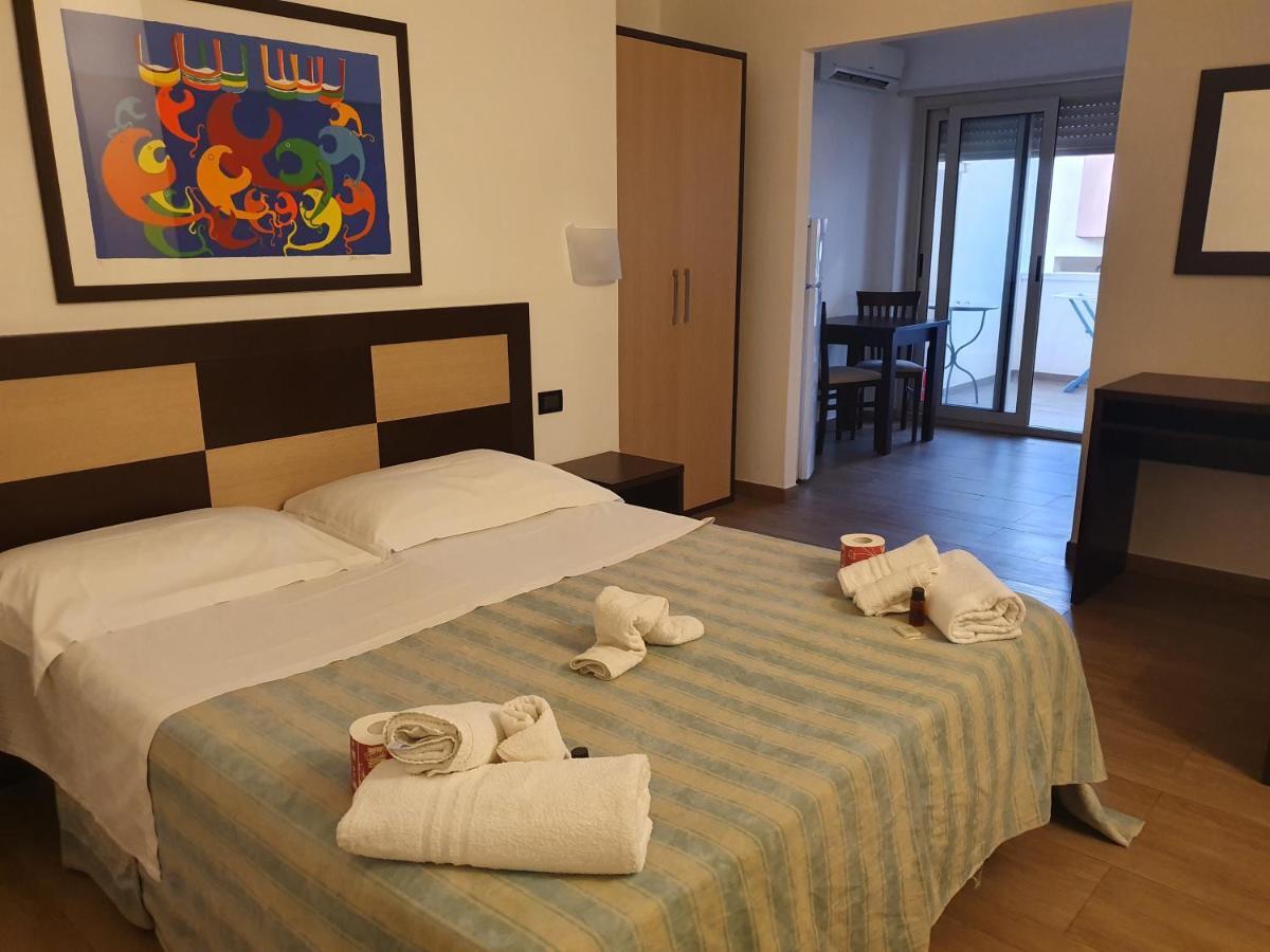 La Gariga Hotel Лампедуза Екстериор снимка